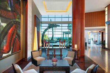 هتل The Ritzcarlton Bal Harbour, Miami