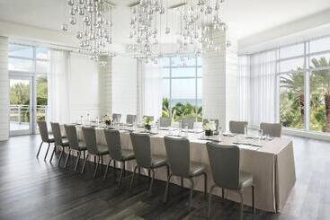 هتل The Ritzcarlton Bal Harbour, Miami