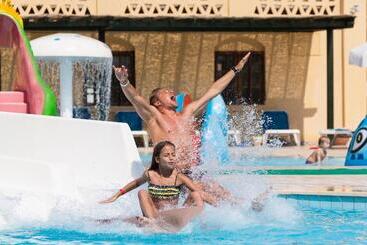 هتل Three Corners Rihana Resort El Gouna