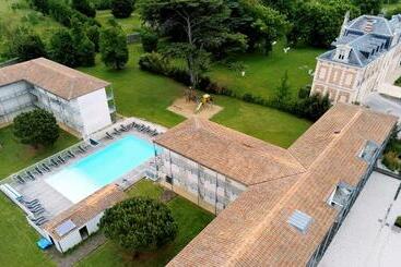 هتل Vacancéole Le Domaine Du Château La Rochelle / île De Ré