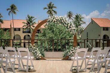 هتل Wyndham Palmas Beach And Golf Boutique Resort