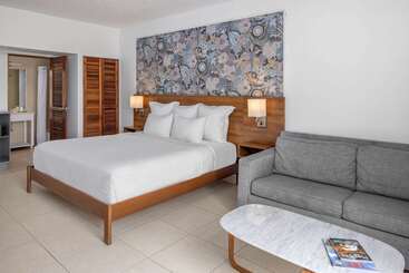 هتل Wyndham Palmas Beach And Golf Boutique Resort