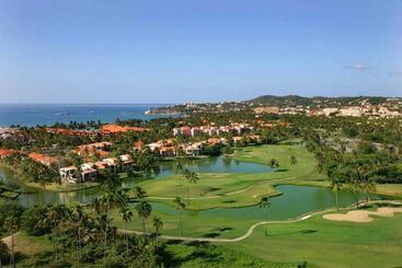 هتل Wyndham Palmas Beach And Golf Boutique Resort