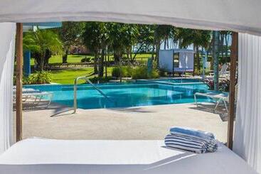 هتل Wyndham Palmas Beach And Golf Boutique Resort