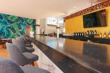 هتل Wyndham Palmas Beach And Golf Boutique Resort