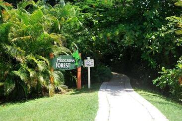 هتل Wyndham Palmas Beach And Golf Boutique Resort
