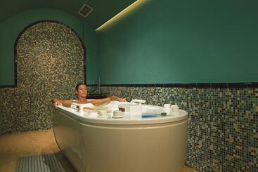 هتل Zoetry Villa Rolandi Isla Mujeres Cancun  All Inclusive
