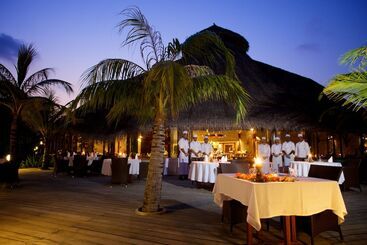 Kuredu Island Resort & Spa