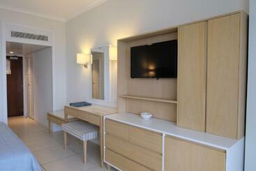 Hotel Sunrise Beach
