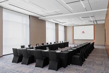 هتل Wenzhou Airport Marriott