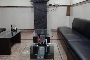 هتل Metro Inn