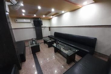 هتل Metro Inn