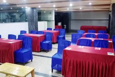 هتل Metro Inn