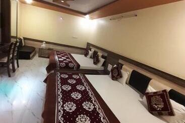 هتل Metro Inn