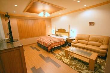 فندق Sari Resort Takinoyashiro