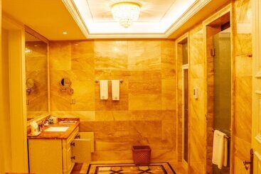 هتل Wyndham Grand Kunming East