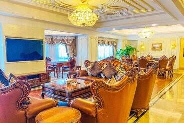 هتل Wyndham Grand Kunming East