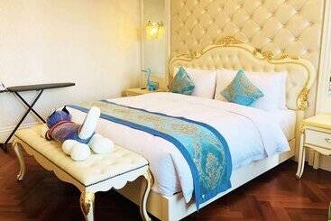 هتل Wyndham Grand Kunming East