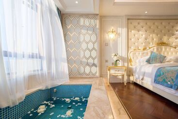 هتل Wyndham Grand Kunming East