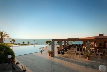 Ariadne Beach Hotel