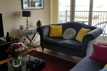 تختخواب و صبحانه Aberfeldy Lodge