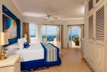 Blue Chairs Resort by The Sea - Adults Only