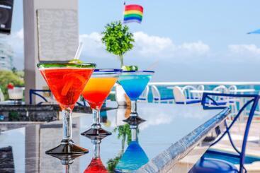 Blue Chairs Resort by The Sea - Adults Only