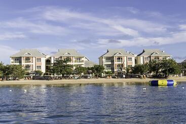 هتل Bay Gardens Beach Resort & Spa