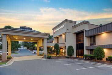 هتل Best Western Plus Cary   Nc State
