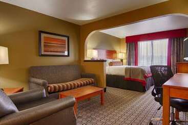 هتل Best Western Plus Jackson Downtowncoliseum