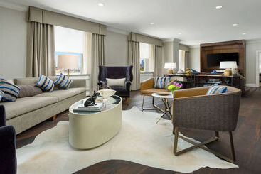 هتل Hilton Boston Park Plaza