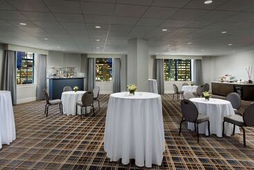 هتل Hilton Boston Park Plaza