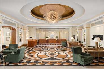 هتل Conrad Indianapolis