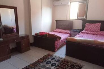 هتل Aqaba Air Inn