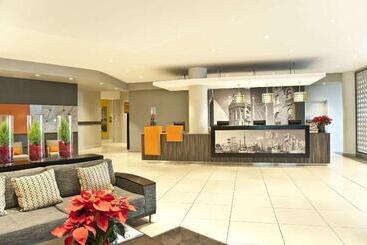 هتل Garden Court Milpark, Johannesburg