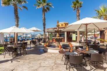 هتل Hacienda Encantada Resort & Residences