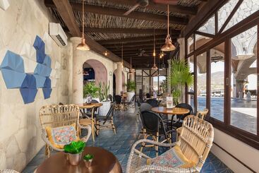هتل Hacienda Encantada Resort & Residences