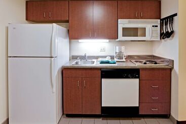 هتل Hawthorn Suites By Wyndham Louisville East