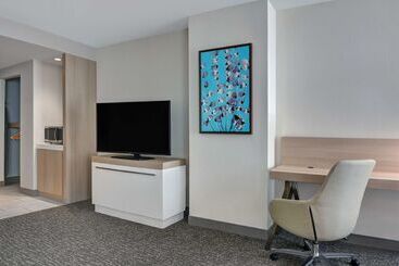 هتل Hilton Garden Inn Jacksonville Jtb/deerwood Park