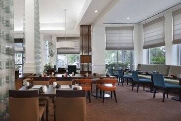 هتل Hilton Garden Inn Jacksonville Jtb/deerwood Park