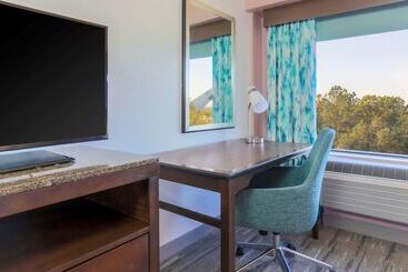 هتل Hilton Garden Inn Raleigh Durham/research Triangle Park