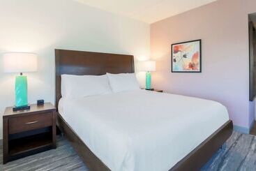 هتل Hilton Garden Inn Raleigh Durham/research Triangle Park