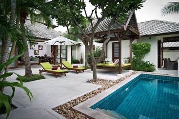هتل Kanda Residences Pool Villas