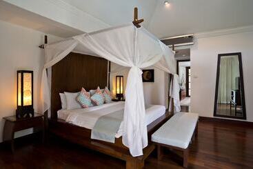 هتل Kanda Residences Pool Villas