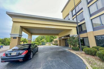 هتل La Quinta Inn & Suites By Wyndham Jackson North