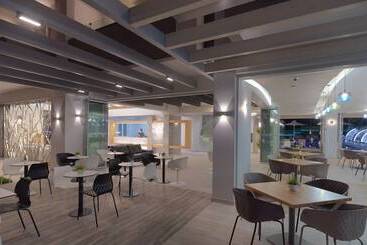 Melrose Rethymno By Mage Hotels
