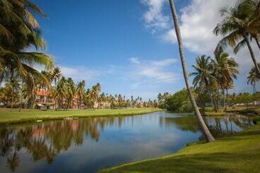 هتل Park Royal Homestay Club Cala Puerto Rico