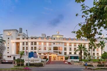 Sealife Kemer Resort Hotel   All Inclusive