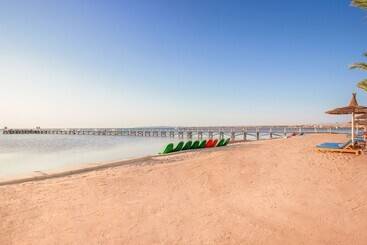 هتل Pickalbatros Palace   Aqua Park Hurghada