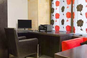 هتل Ramada Iasi City Center